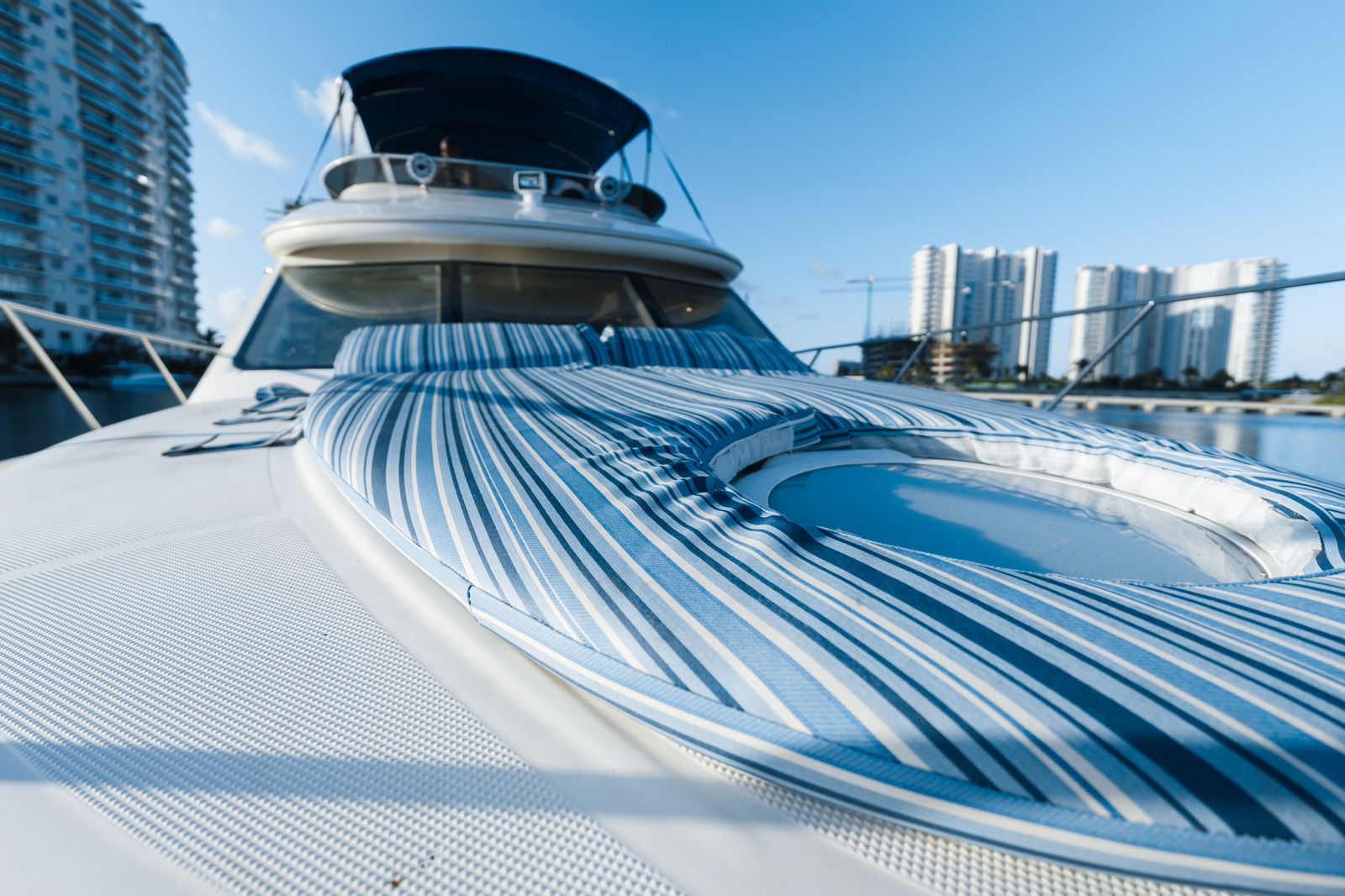 Meridian 46 ft private yacht