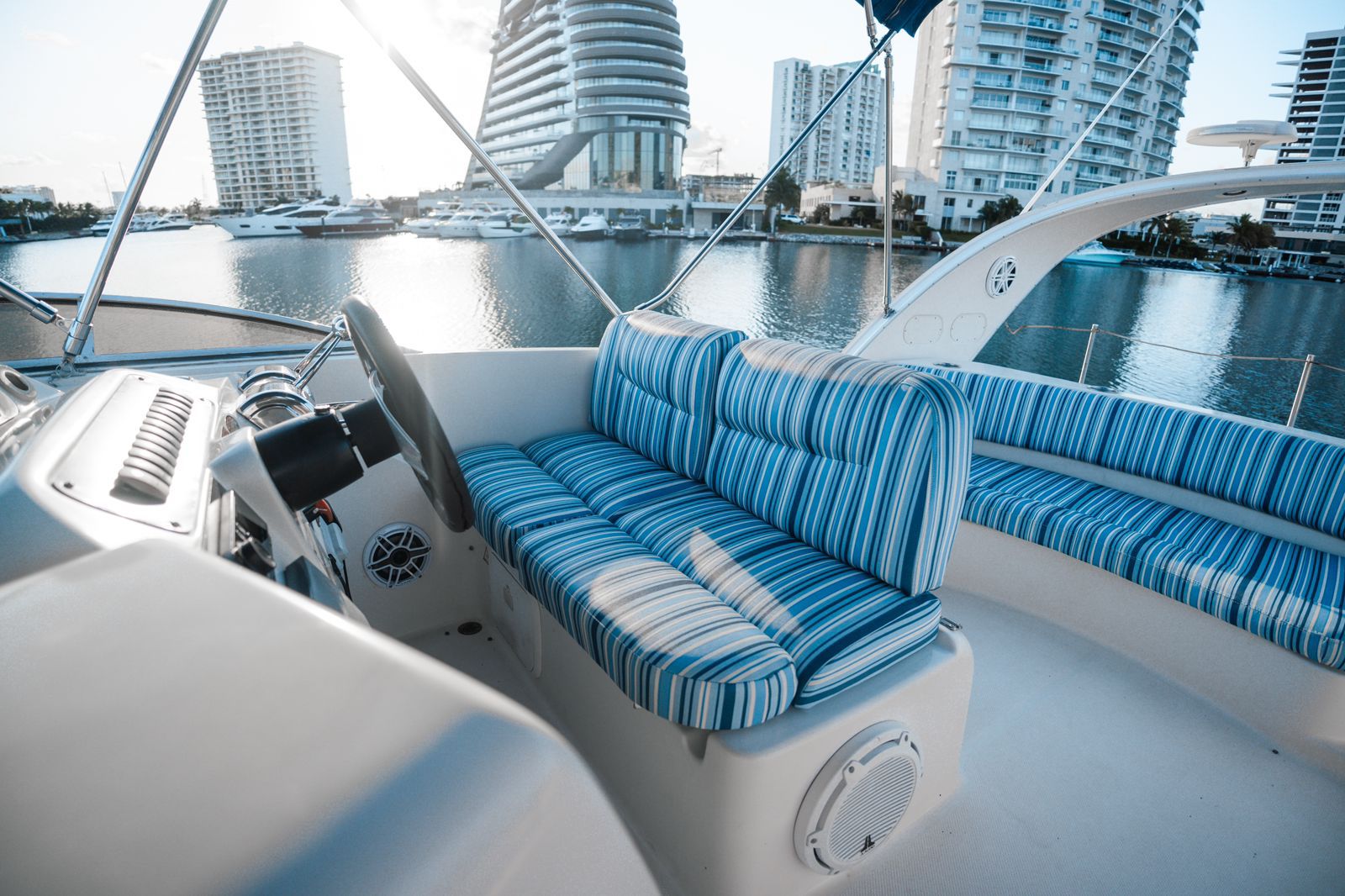 Meridian 46 ft private yacht